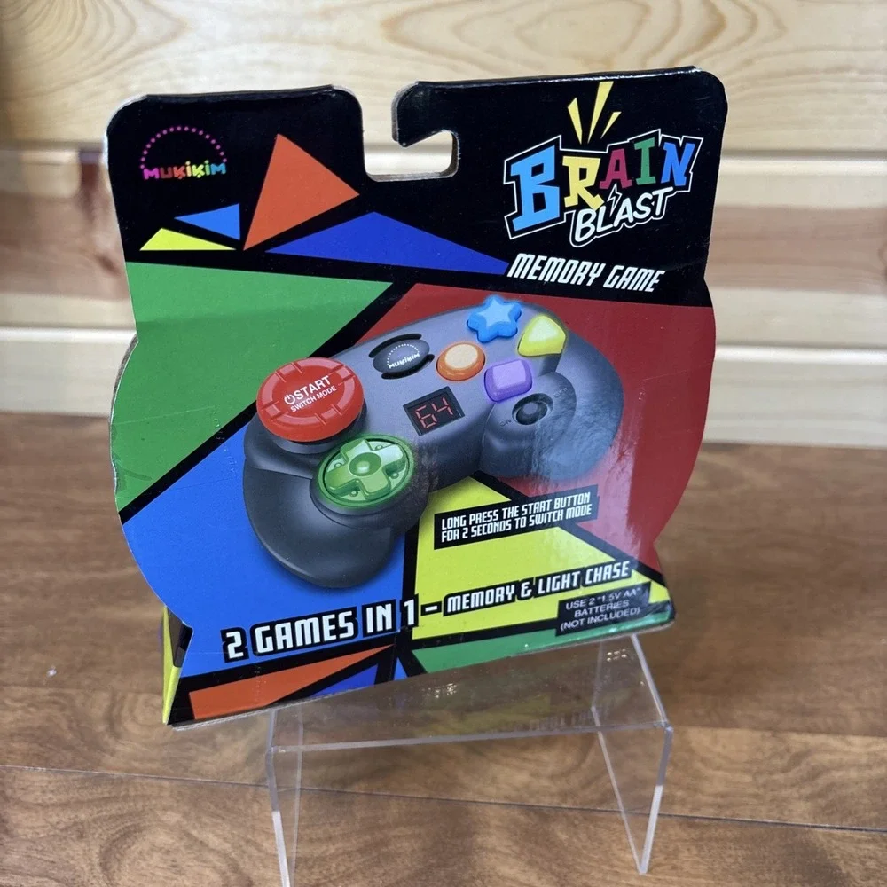 Brain‎ Blast~2 games in 1~Memory and Light Chase~Memory Game